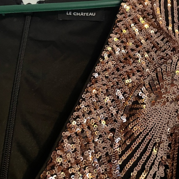 Le Chateau Mid Length Dress - Picture 2 of 2